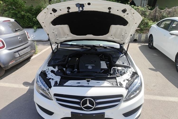 Used Mercedes-Benz C-Class 2018 C 200 Sport Edition Engine Bay