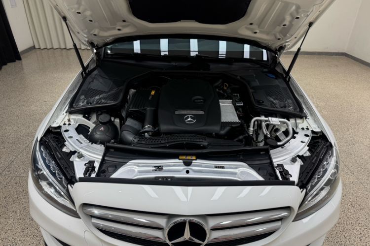 Used Mercedes-Benz C-Class 2018 C 200 L Sport Edition Engine Bay
