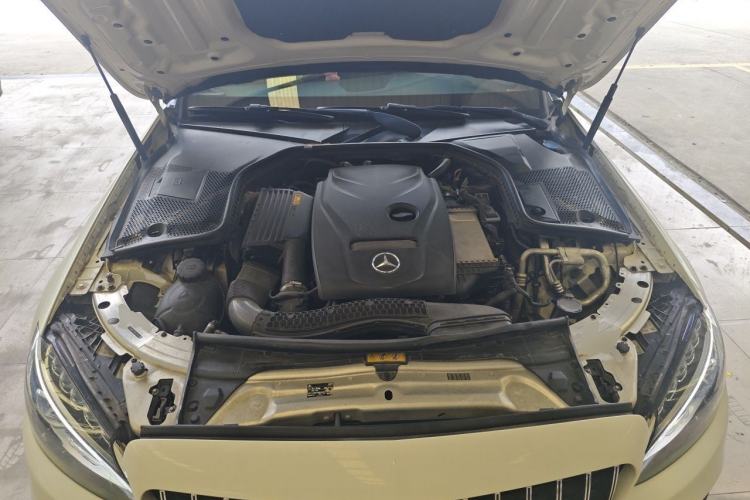 Used Mercedes-Benz C-Class 2018 C 200 Sport Edition Engine Bay