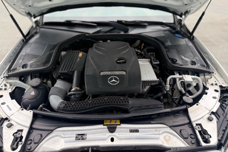 Used Mercedes-Benz C-Class 2018 C 200 L Sport Edition Engine Bay