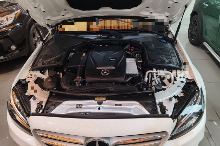 Used Mercedes-Benz C-Class 2018 C 180 L Fashion Edition Sport Version Engine Bay