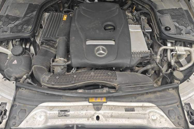 Used Mercedes-Benz C-Class 2018 C 200 L Sport Edition Engine Bay