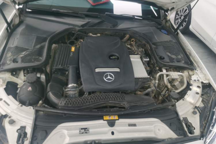 Used Mercedes-Benz C-Class 2018 C 200 L Sport Edition Engine Bay