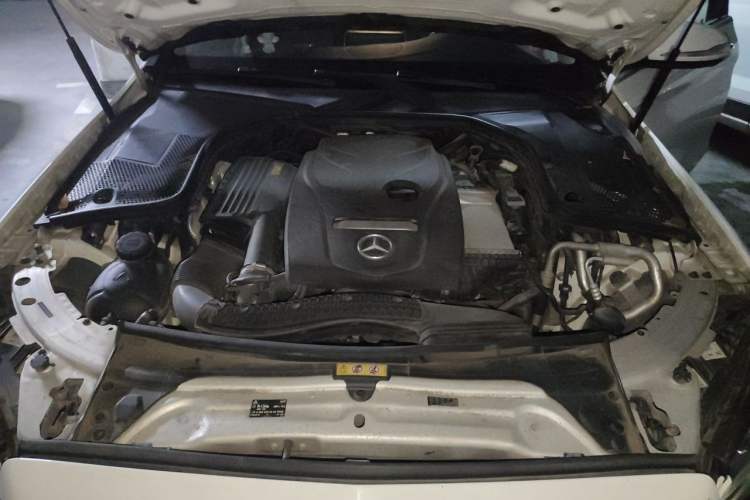 Used Mercedes-Benz C-Class 2018 C 200 L Sport Edition Engine Bay
