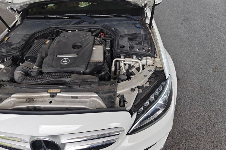 Used Mercedes-Benz C-Class 2018 C 180 L Fashion Edition Sport Version Engine Bay Left