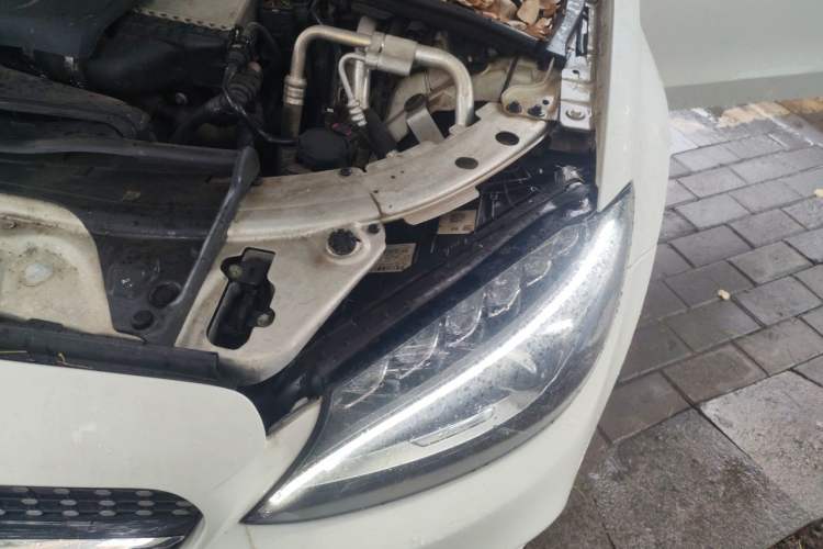Used Mercedes-Benz C-Class 2018 C 200 L Sport Edition Achievement Special Edition Engine Bay Left