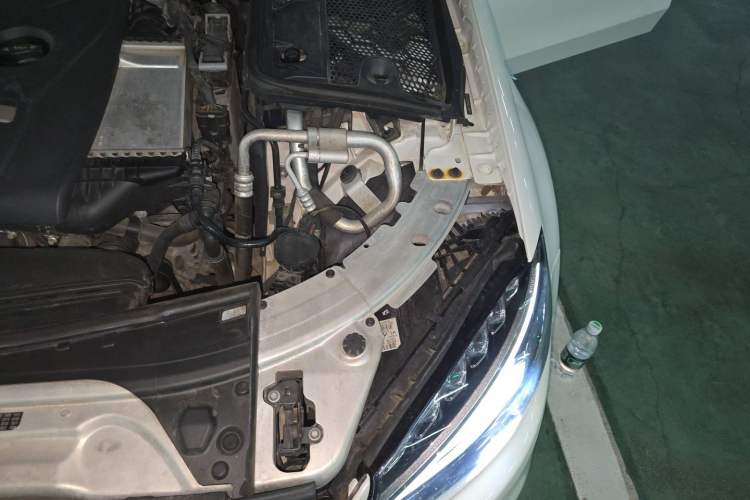 Used Mercedes-Benz C-Class 2018 C 200 L Sport Edition Achievement Special Edition Engine Bay Left