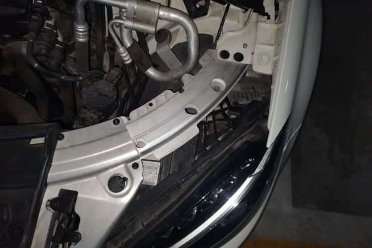 Used Mercedes-Benz C-Class 2018 C 200 Coupe Engine Bay Left