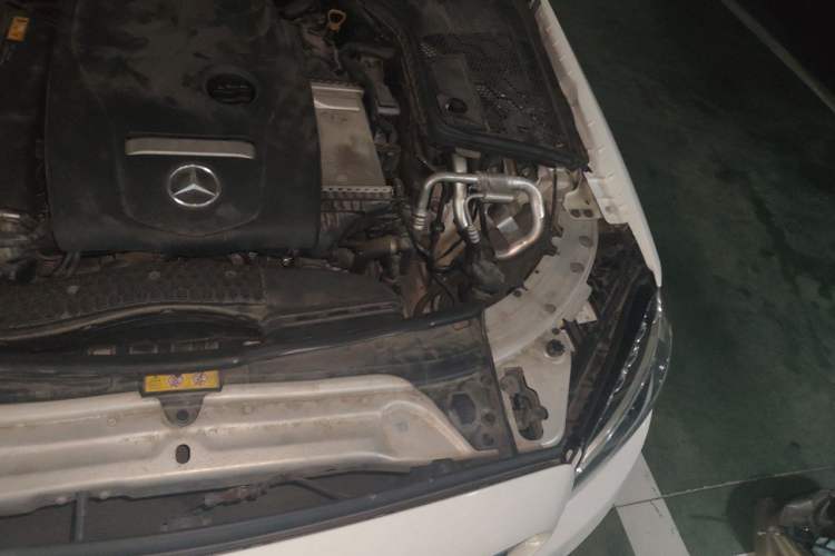 Used Mercedes-Benz C-Class 2018 C 200 Coupe Engine Bay Left