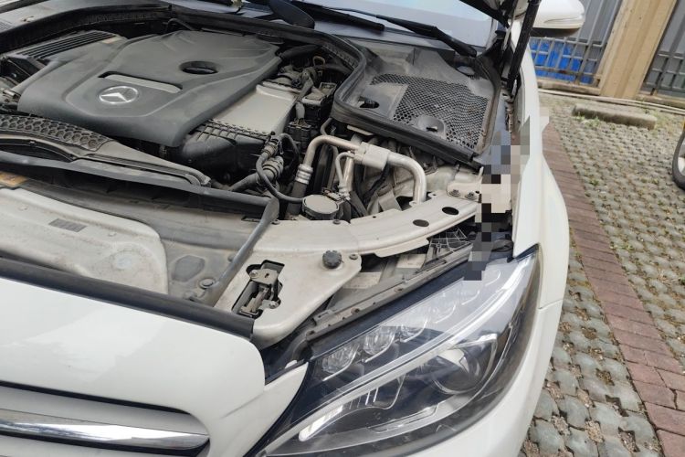 Used Mercedes-Benz C-Class 2018 C 200 L Sport Edition Engine Bay Left