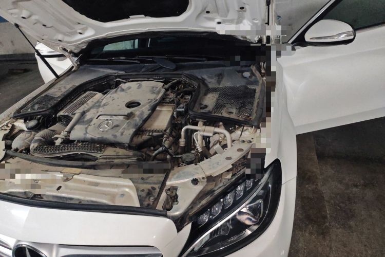 Used Mercedes-Benz C-Class 2018 C 200 L Sport Edition Engine Bay Left