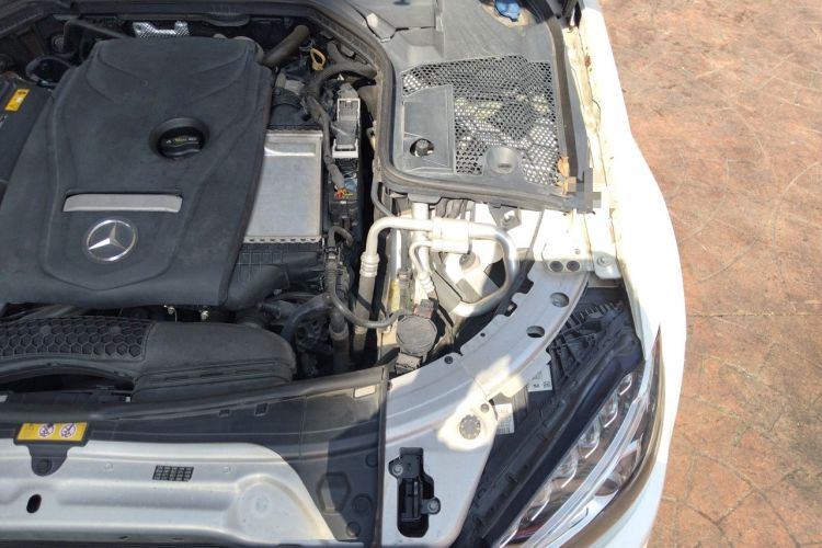 Used Mercedes-Benz C-Class 2018 C 200 L Sport Edition Engine Bay Left