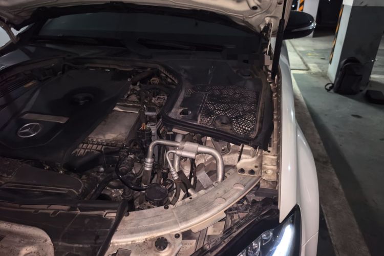 Used Mercedes-Benz C-Class 2018 C 200 Sport Edition Engine Bay Left