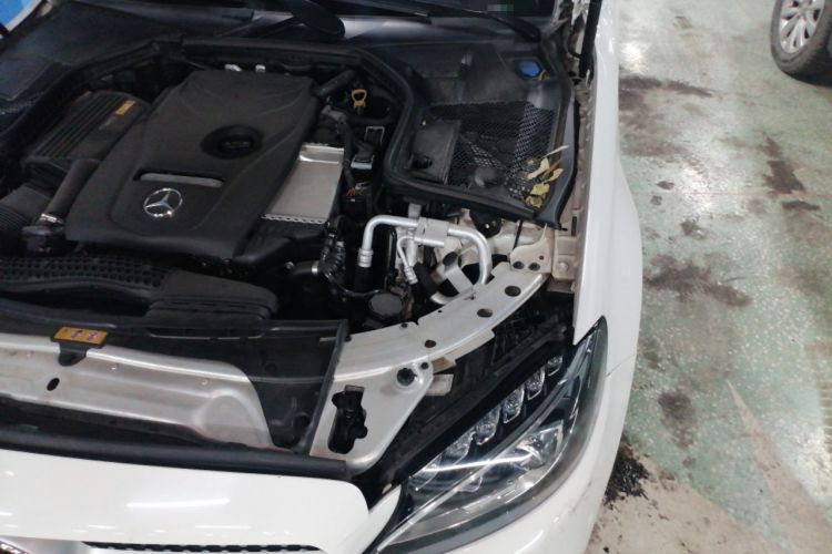 Used Mercedes-Benz C-Class 2018 C 200 Coupe Engine Bay Left