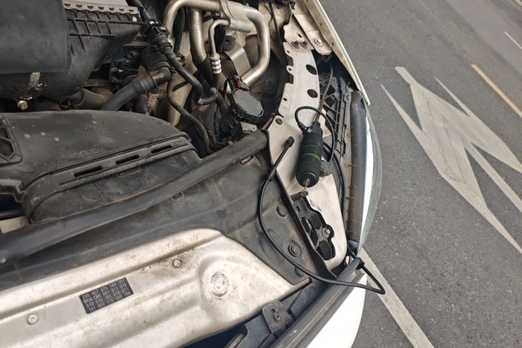 Used Mercedes-Benz C-Class 2018 C 200 L Sport Edition Engine Bay Left