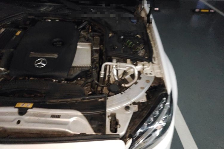 Used Mercedes-Benz C-Class 2018 C 200 L Sport Edition Engine Bay Left