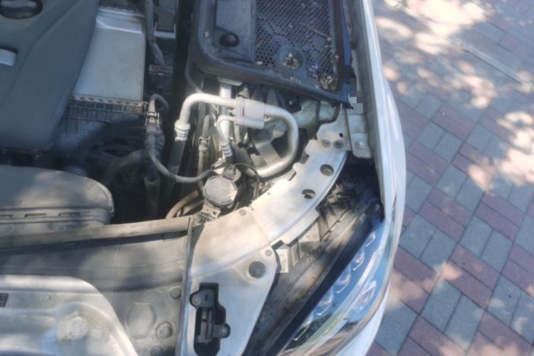 Used Mercedes-Benz C-Class 2018 C 180 L Fashion Edition Sport Version Engine Bay Left