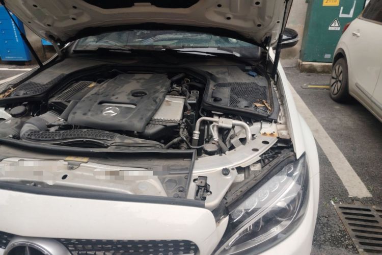 Used Mercedes-Benz C-Class 2018 C 200 Sport Edition Engine Bay Left