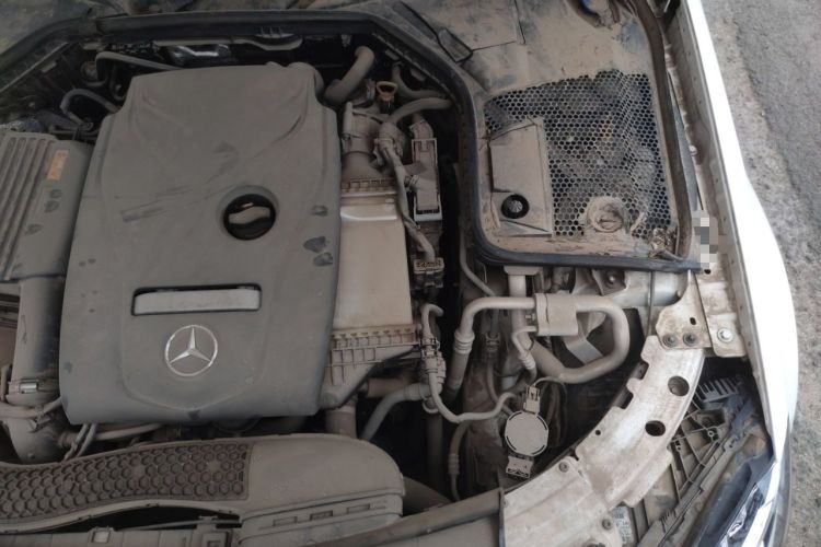 Used Mercedes-Benz C-Class 2018 C 200 Sport Edition Engine Bay Left