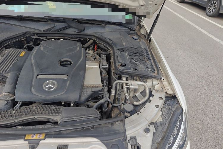 Used Mercedes-Benz C-Class 2018 C 180 L Fashion Edition Sport Version Engine Bay Left