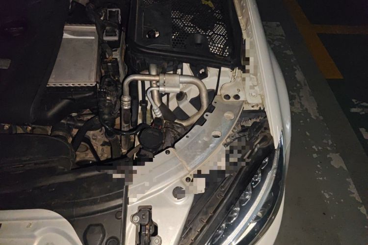 Used Mercedes-Benz C-Class 2018 C 200 L Sport Edition Engine Bay Left