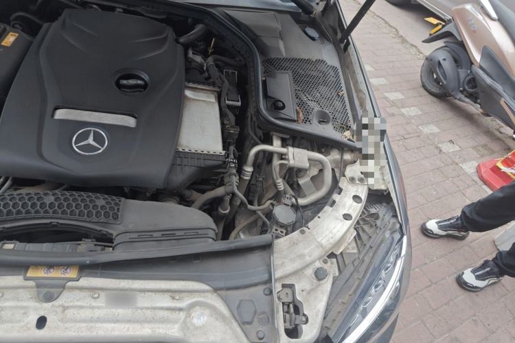 Used Mercedes-Benz C-Class 2018 C 200 Sport Edition Engine Bay Left