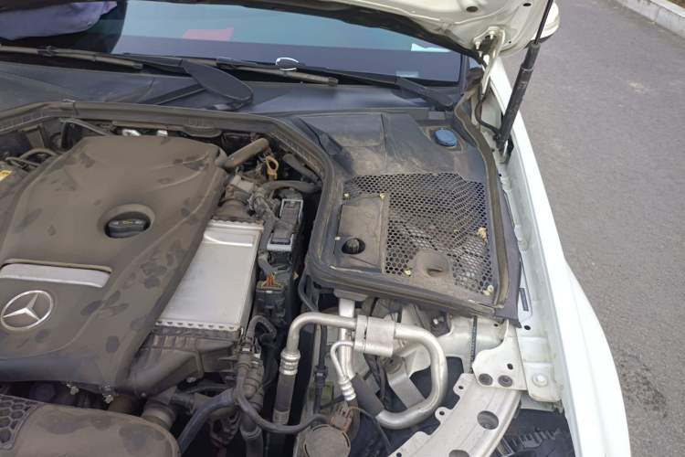 Used Mercedes-Benz C-Class 2018 C 200 L Sport Edition Engine Bay Left