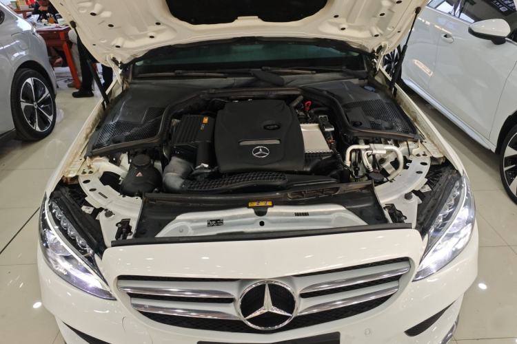Used Mercedes-Benz C-Class 2018 C 180 L Dynamic Sports Edition Engine Bay