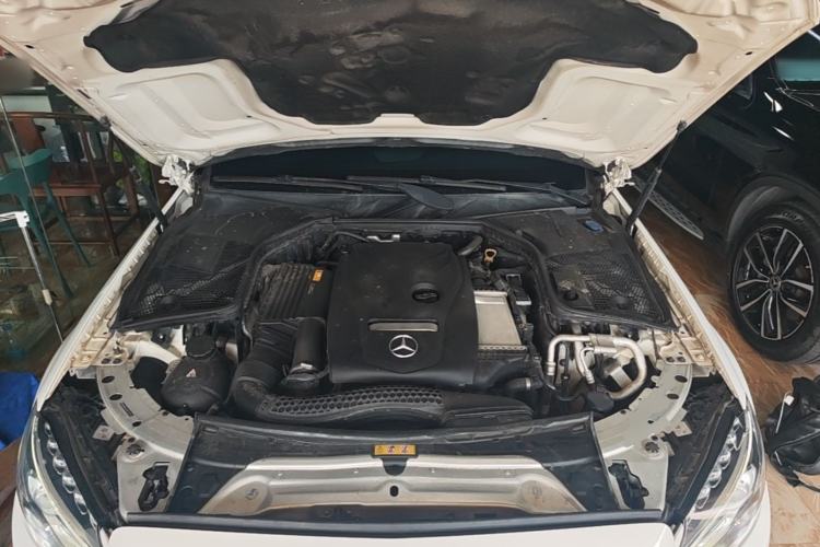 Used Mercedes-Benz C-Class 2018 C 200 Coupe Engine Bay