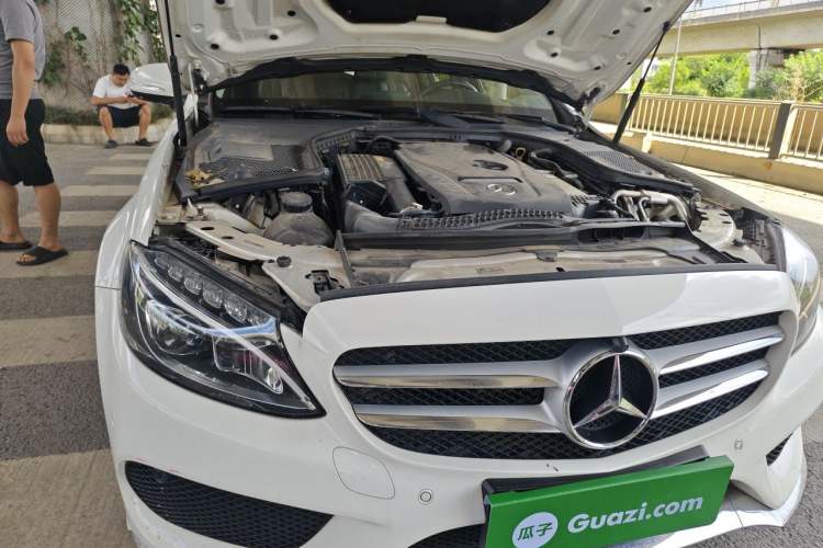 Used Mercedes-Benz C-Class 2018 C 200 L Sport Edition Engine Bay Right