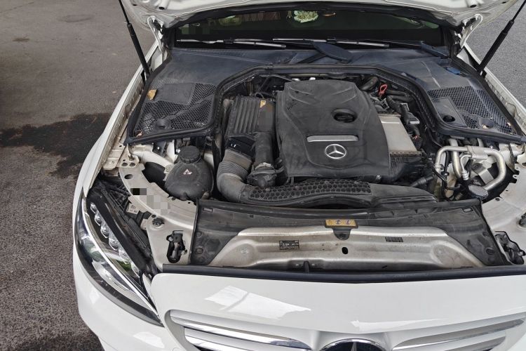 Used Mercedes-Benz C-Class 2018 C 180 L Fashion Edition Sport Version Engine Bay Right