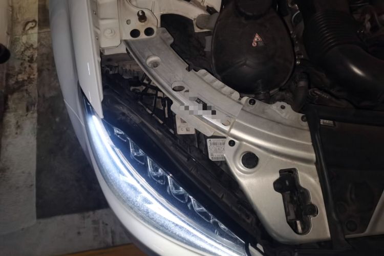 Used Mercedes-Benz C-Class 2018 C 200 Coupe Engine Bay Right