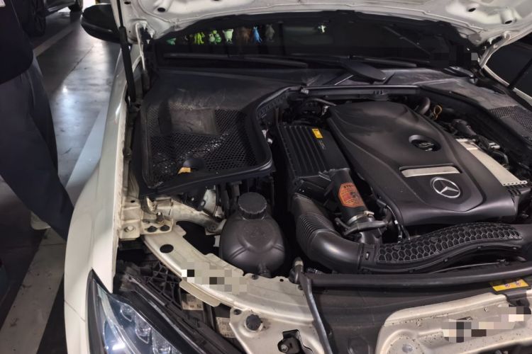 Used Mercedes-Benz C-Class 2018 C 200 Sport Edition Engine Bay Right