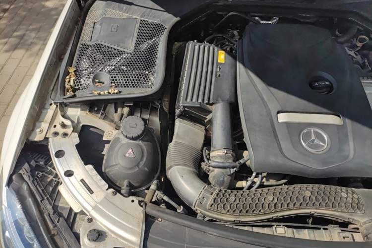 Used Mercedes-Benz C-Class 2018 C 200 L Sport Edition Engine Bay Right