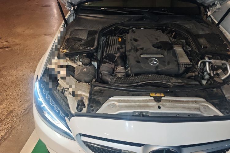 Used Mercedes-Benz C-Class 2018 C 200 Coupe Engine Bay Right