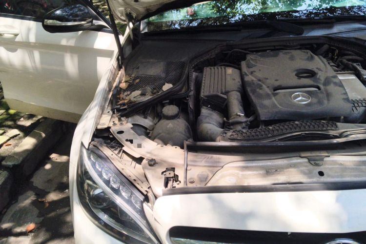 Used Mercedes-Benz C-Class 2018 C 200 Sport Edition Engine Bay Right