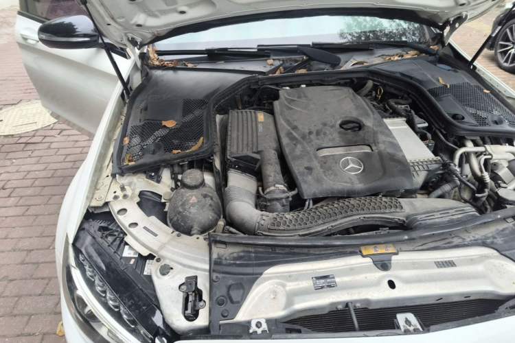 Used Mercedes-Benz C-Class 2018 C 200 Sport Edition Engine Bay Right