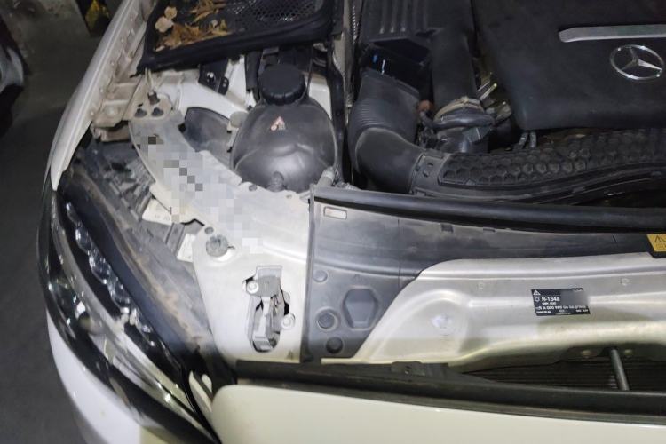 Used Mercedes-Benz C-Class 2018 C 200 L Sport Edition Engine Bay Right