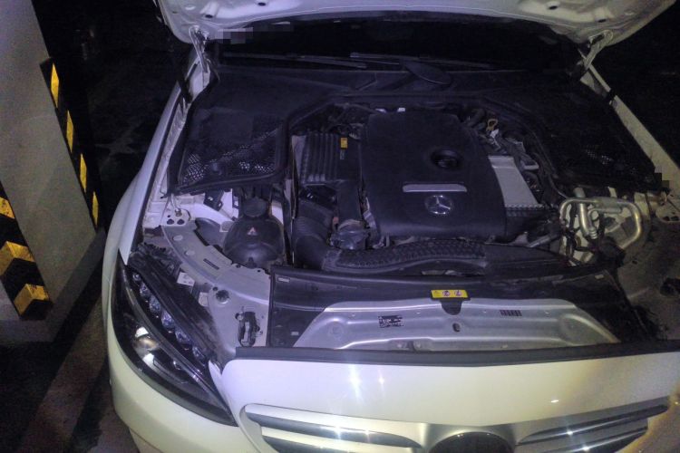 Used Mercedes-Benz C-Class 2018 C 200 L Sport Edition Engine Bay Right