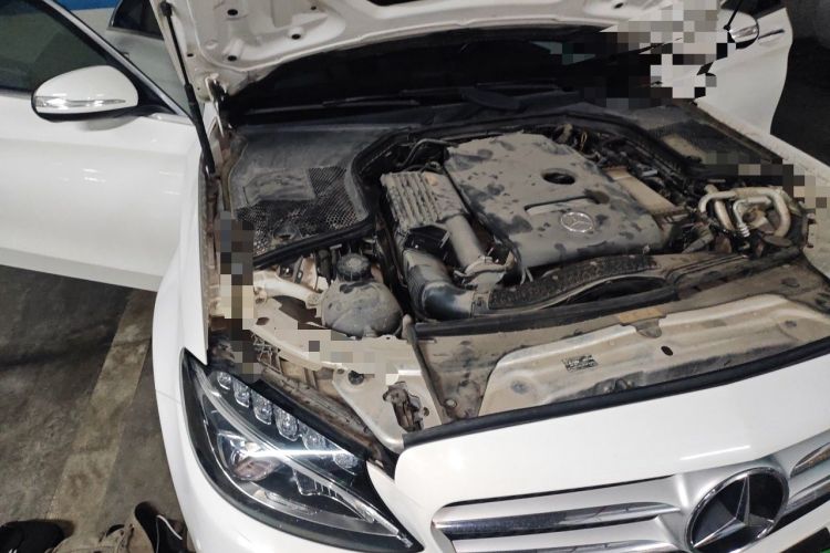 Used Mercedes-Benz C-Class 2018 C 200 L Sport Edition Engine Bay Right