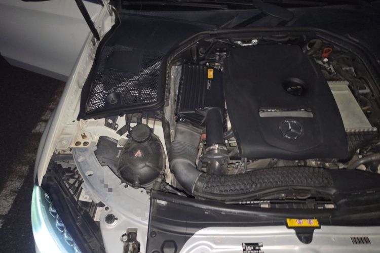 Used Mercedes-Benz C-Class 2018 C 180 L Fashion Edition Sport Version Engine Bay Right