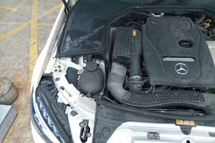 Used Mercedes-Benz C-Class 2018 C 200 Sport Edition Engine Bay Right