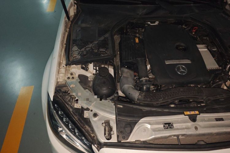 Used Mercedes-Benz C-Class 2018 C 180 L Fashion Edition Sport Version Engine Bay Right