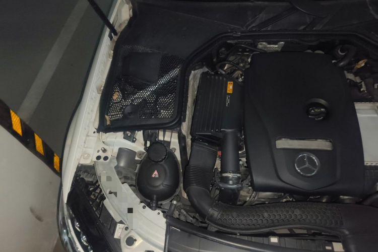 Used Mercedes-Benz C-Class 2018 C 200 Sport Edition Engine Bay Right