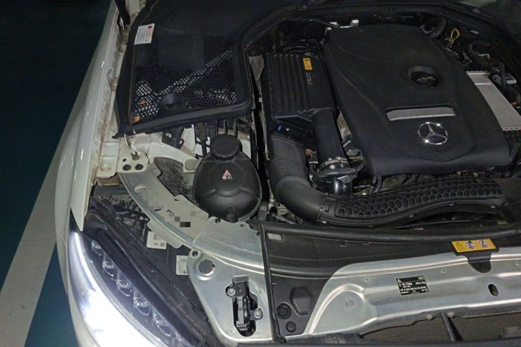 Used Mercedes-Benz C-Class 2018 C 200 L Sport Edition Engine Bay Right