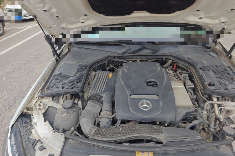 Used Mercedes-Benz C-Class 2018 C 180 L Fashion Edition Sport Version Engine Bay Right