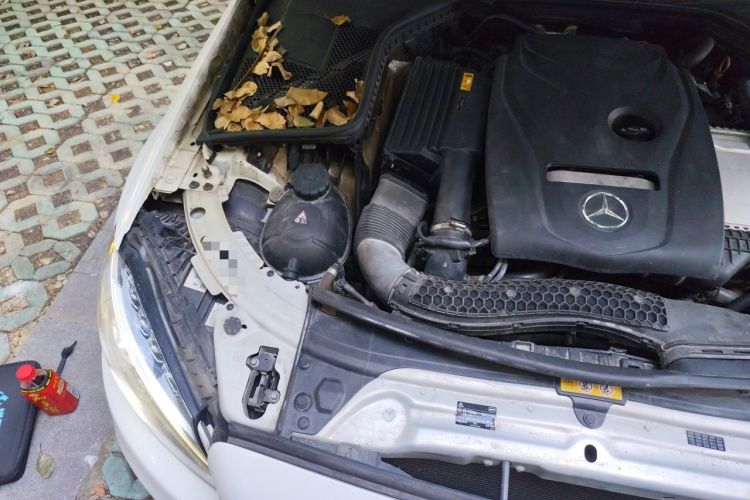 Used Mercedes-Benz C-Class 2018 C 200 L Sport Edition Engine Bay Right
