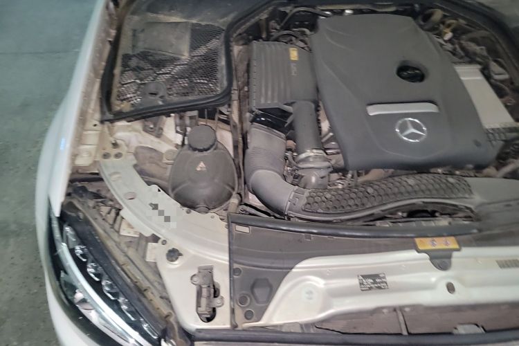 Used Mercedes-Benz C-Class 2018 C 200 Sport Edition Engine Bay Right