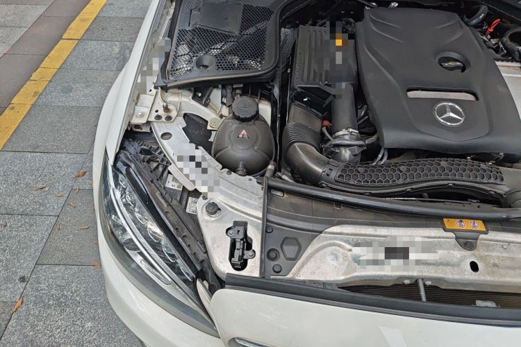 Used Mercedes-Benz C-Class 2018 C 180 L Fashion Edition Sport Version Engine Bay Right