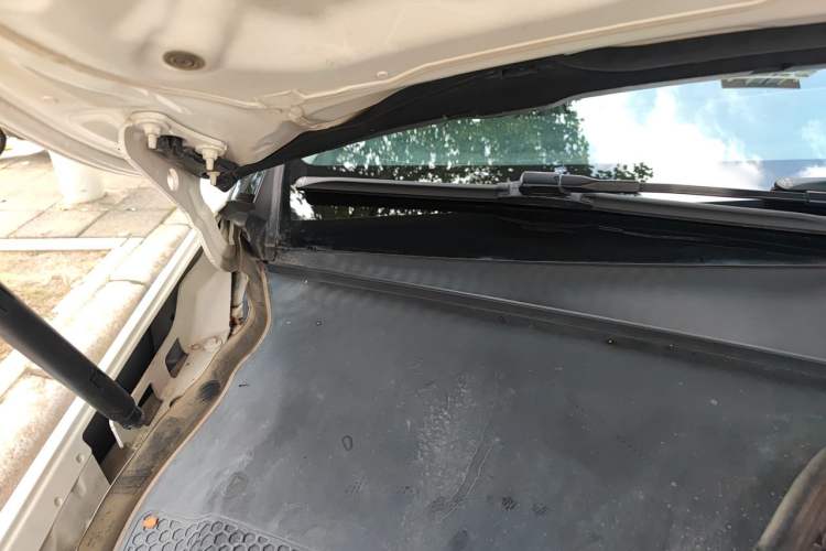 Used Mercedes-Benz C-Class 2018 C 200 L Sport Edition Achievement Special Edition Engine Bay Right